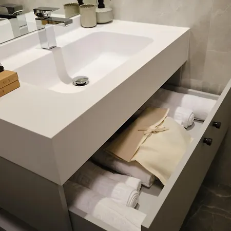 Miss Grey I Cu Un Dormitor I One Cotroceni Park Apartment Bukarest